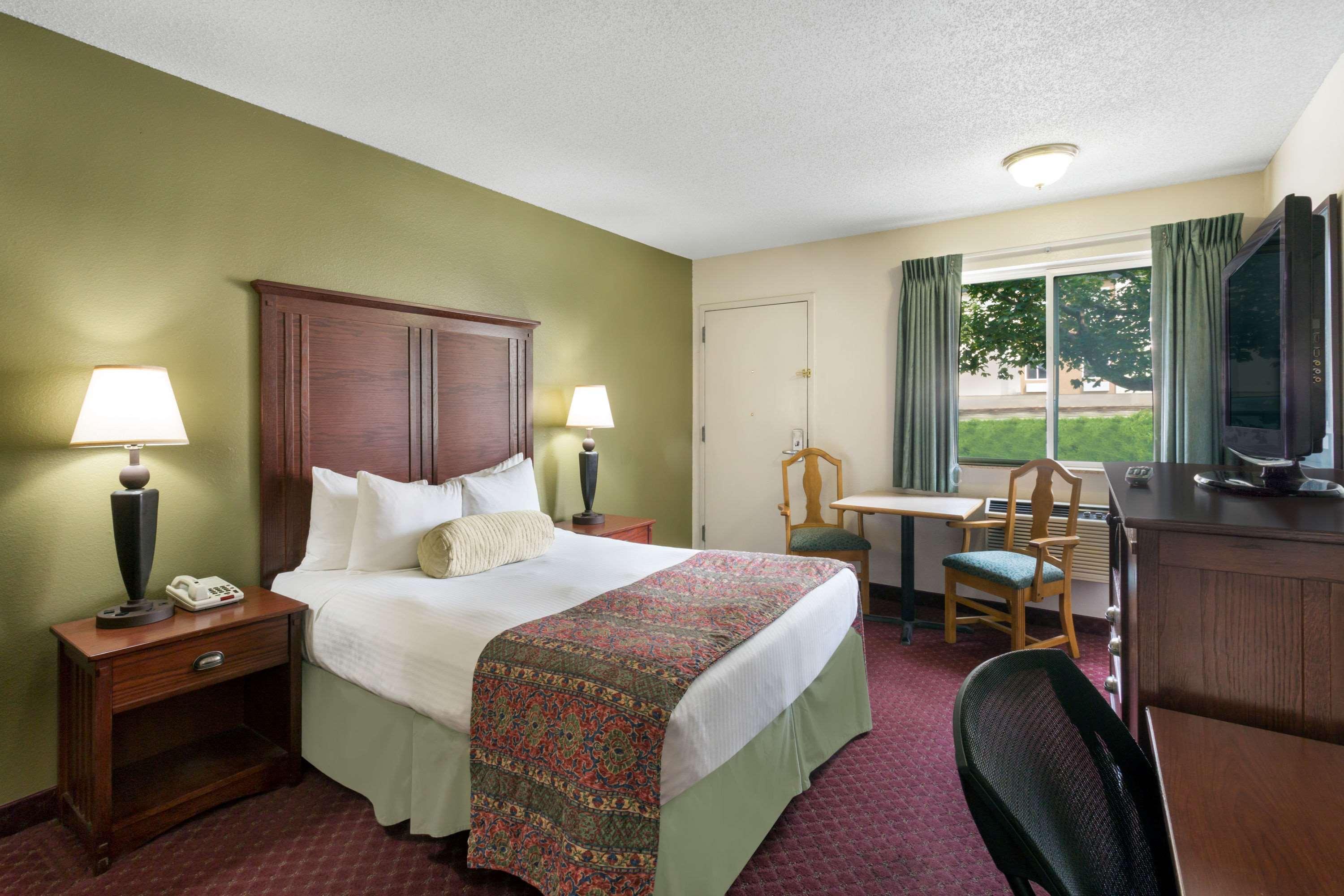 Motel Baymont By Wyndham Bozeman Exterior foto